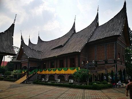 7 สถานที่ต้องไปชมในจาการ์ต้า(7 Places must visit in Jakarta)