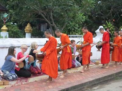 “หลวงพระบาง-วังเวียง” สนุกแสนประทับใจ