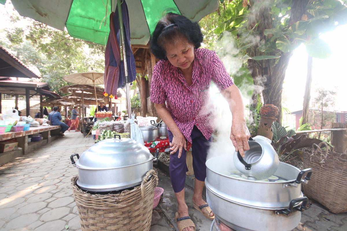 เที่ยวบ้านนาต้นจั่นรวมกิจกรรม ที่พักและอาหารแค่ 500