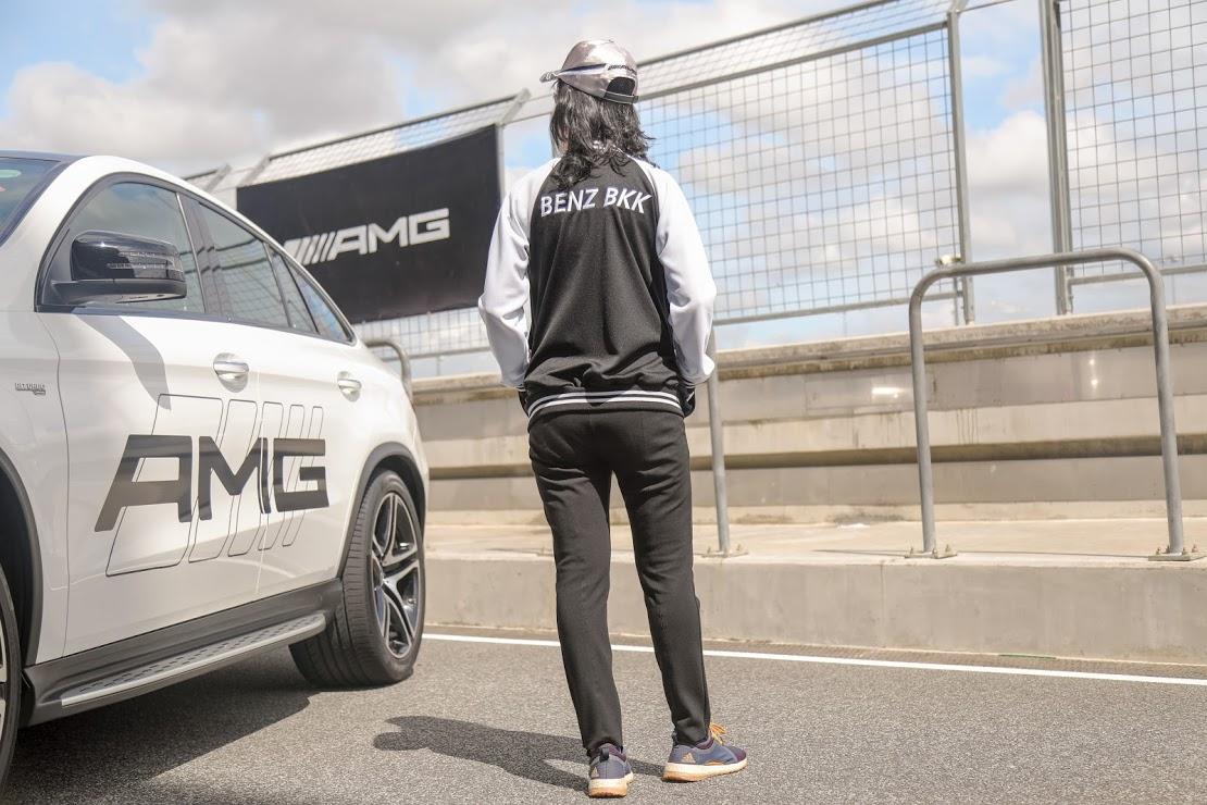 สนุกในสนามแข่งระดับโลกกับ Mercedes-AMG Driving Experience