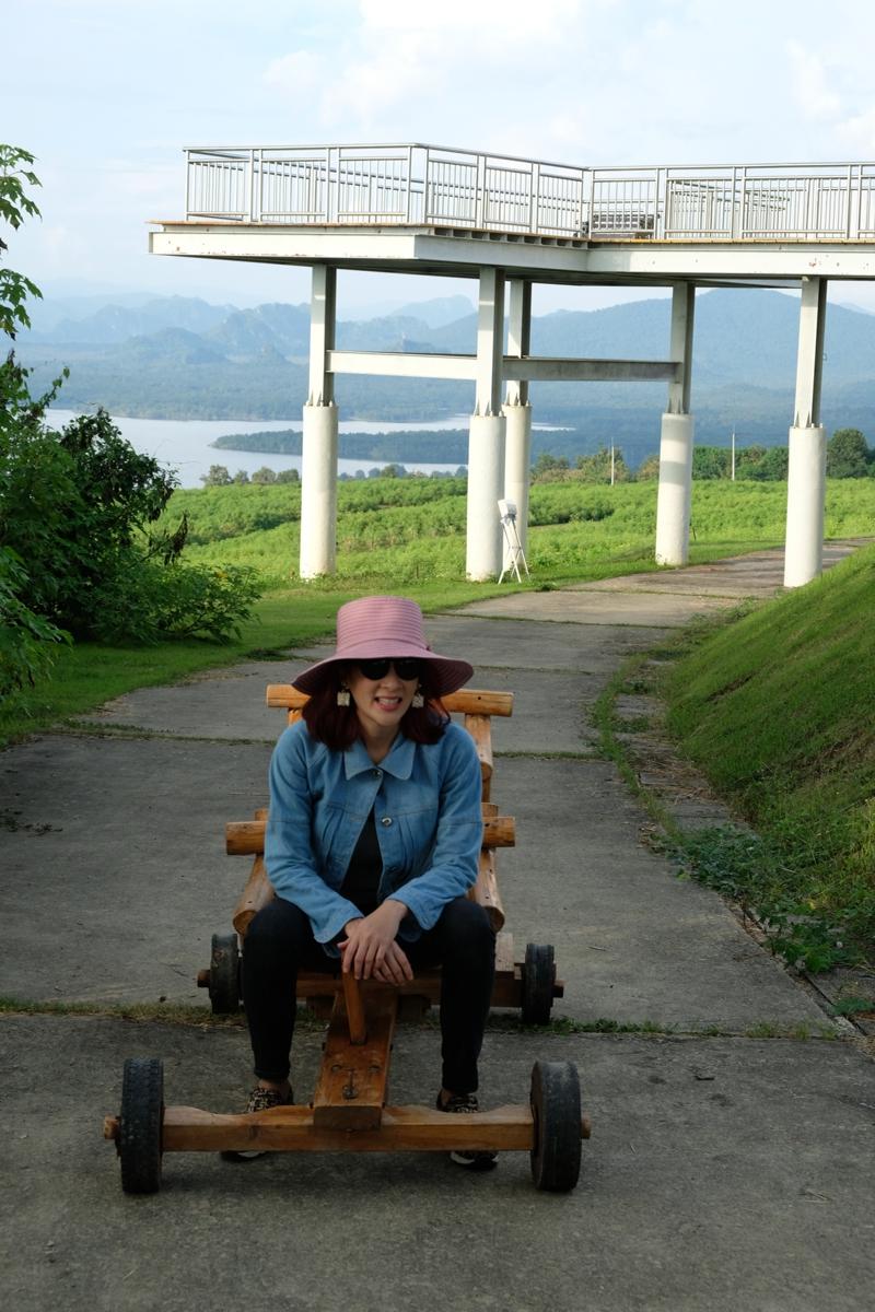 ฟินทะเลหมอก-ดอกปอเทือง ชมอลังการวัดพระธาตุดอยพระฌาน