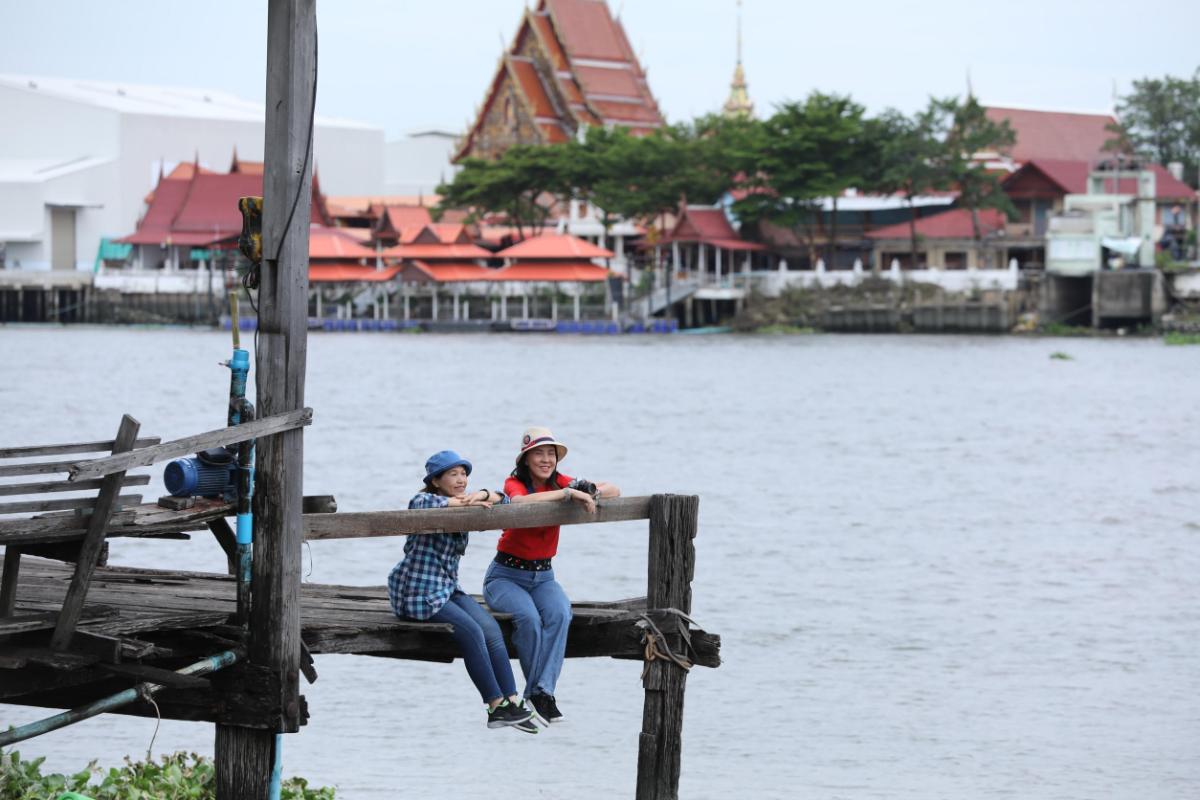 ร้านอาหารสุดฟินเปิดใหม่ริมเจ้าพระยา”โกดังริมน้ำ”