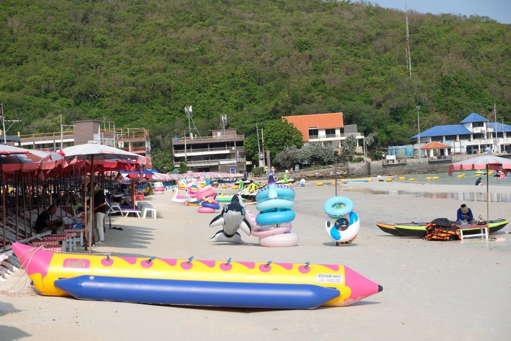 เที่ยวเกาะล้าน น้ำทะเลใส หาดทรายสวย