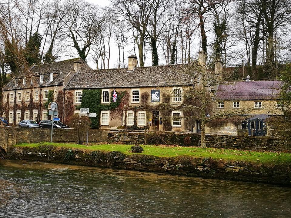 Bibury เขต Cotswolds หมู่บ้านชนบทที่สวยที่สุดในอังกฤษ